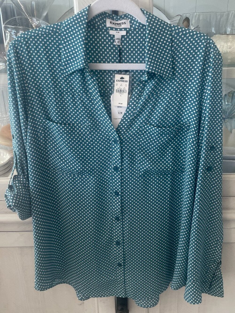 EXPRESS PORTOFINO SHIRT POLKA DOT SIZE LARGE SLIM CONVERTIBLE SLEEVE NWT